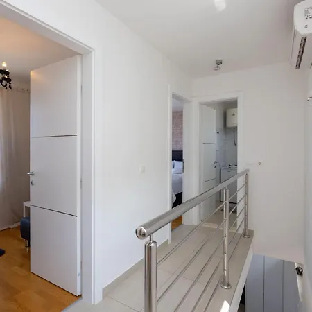 Adriatic Pearl Apartment *