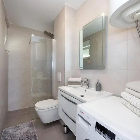 Adriatic Pearl Apartment *