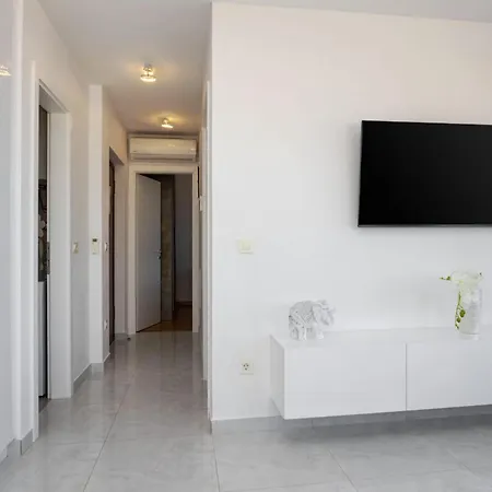Adriatic Pearl Apartment Makarska